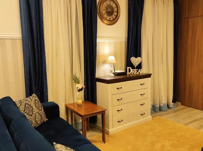 Dream Center * בנסקו